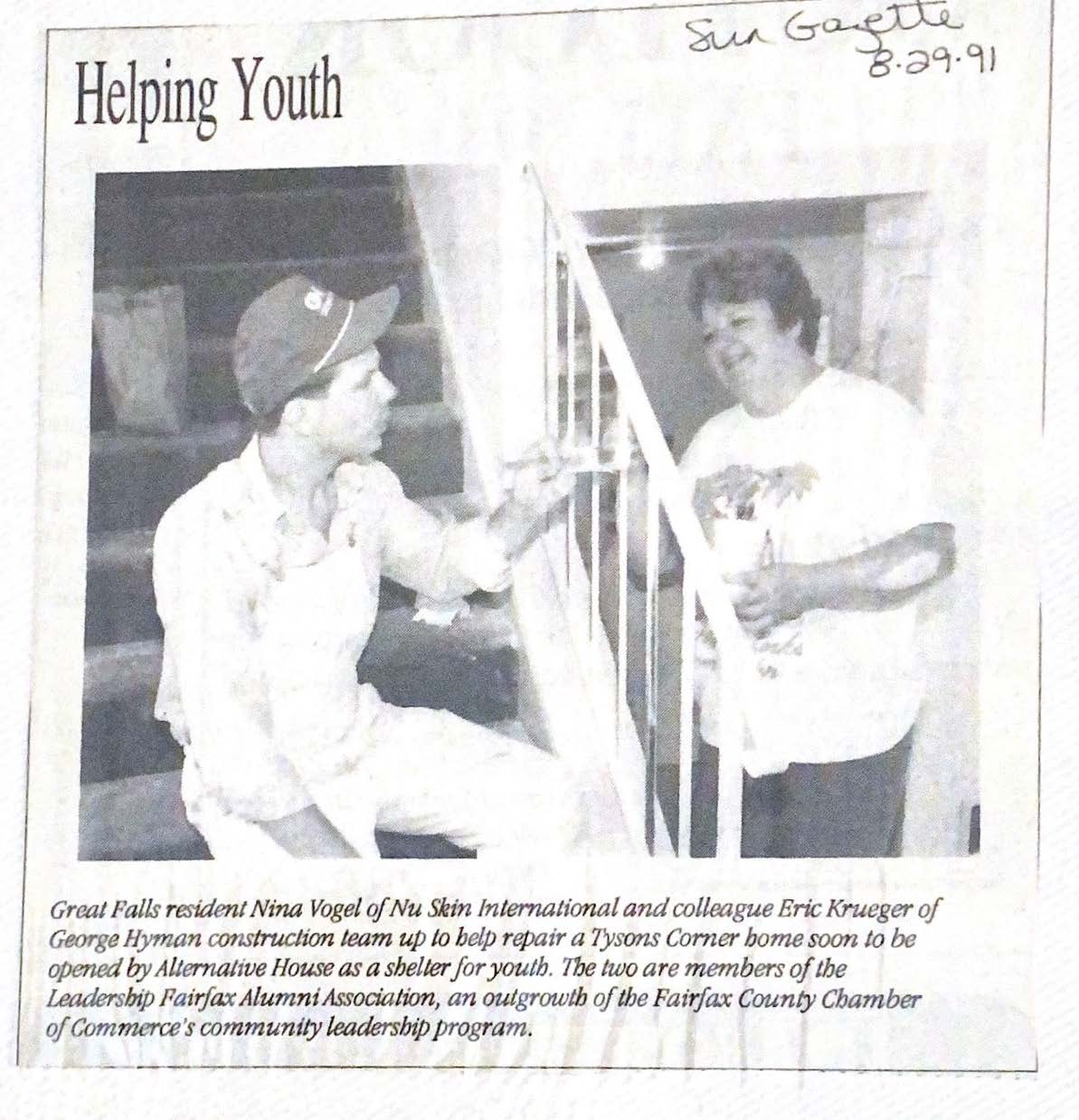 1991 Volunteers Painting AH in Sun Gazette