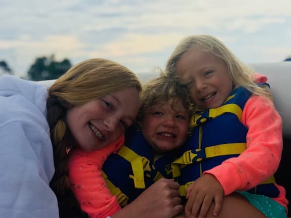 Tina's three daughters